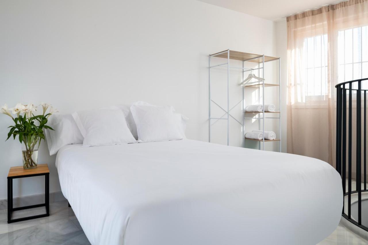 Magno Apartments San Gil - Shared Jacuzzi Seville Luaran gambar